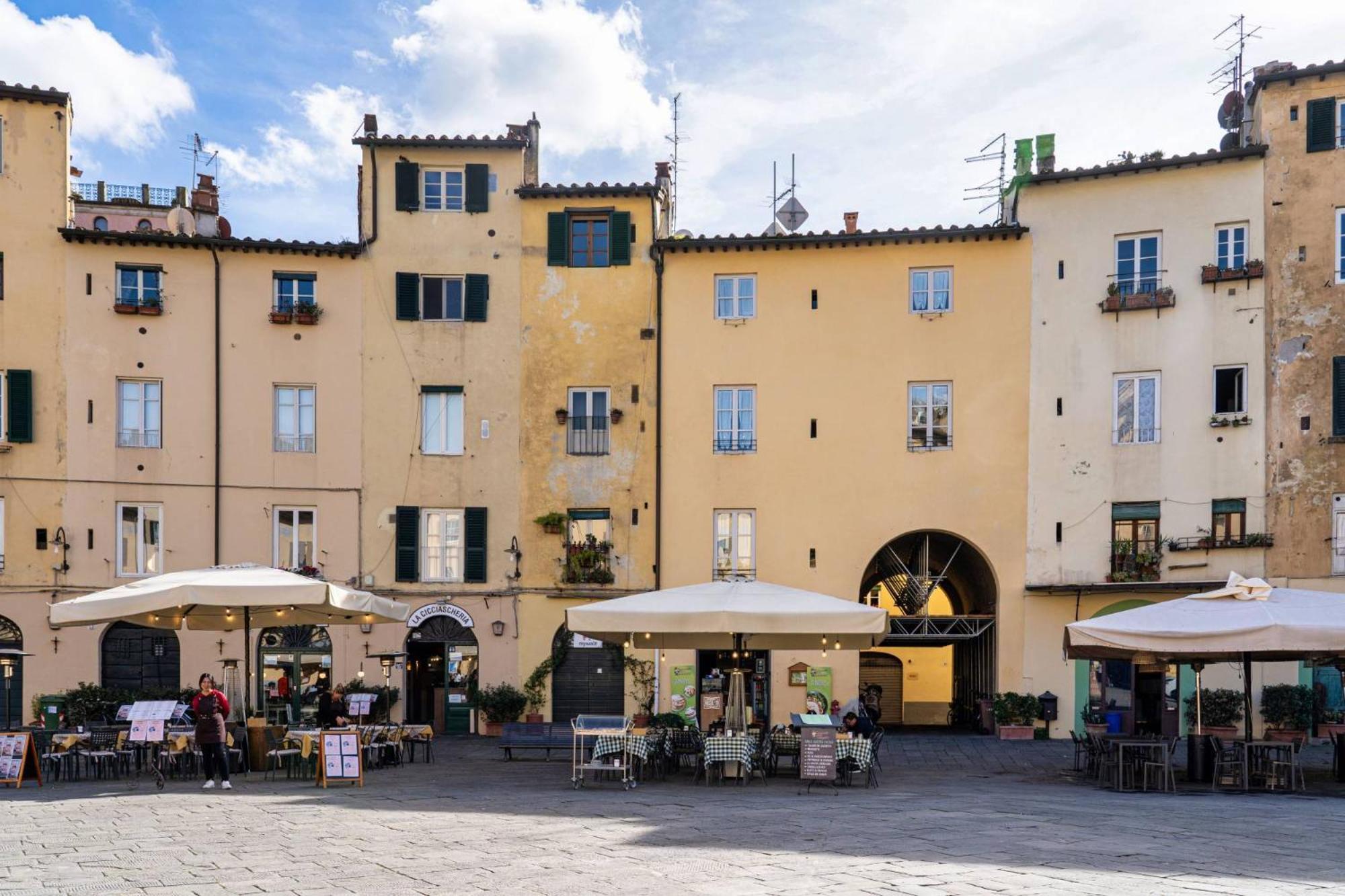 La Dimora Nell'Anfiteatro Hotel Lucca Kültér fotó